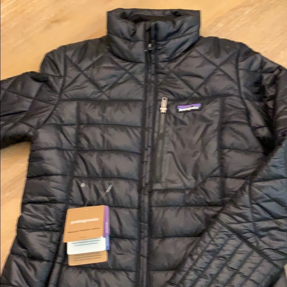 New!!! Patagonia women’s Small jacket